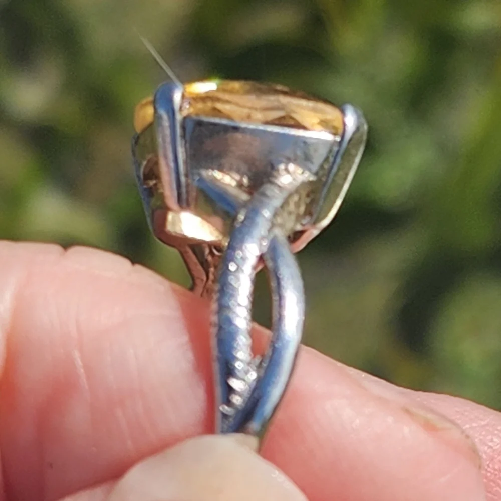 Gorgeous 6.39 ct Cetrine Ring Cushion Cut - Picture 6 of 10